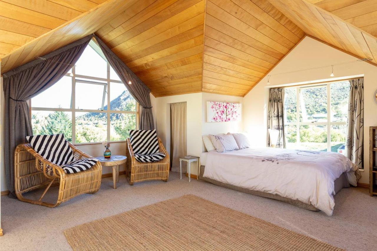 Riverside Retreat Hotel Queenstown Exterior foto