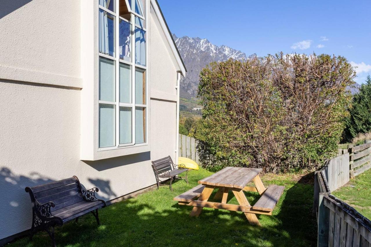 Riverside Retreat Hotel Queenstown Exterior foto