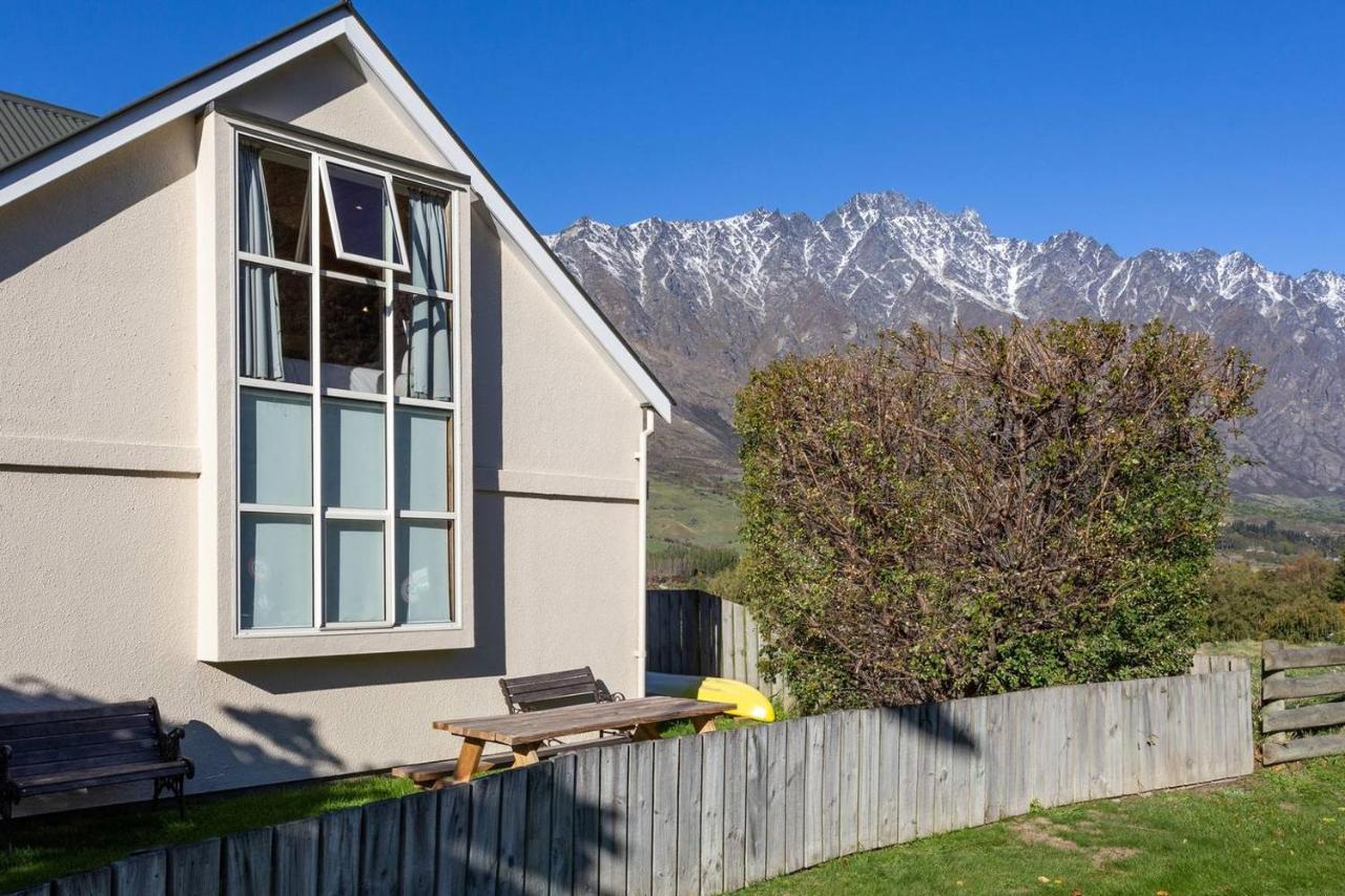 Riverside Retreat Hotel Queenstown Exterior foto